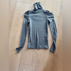 AMO Women’s Heather Gray Ribbed Knit Cotton Blend Long Sleeve Turtleneck Top